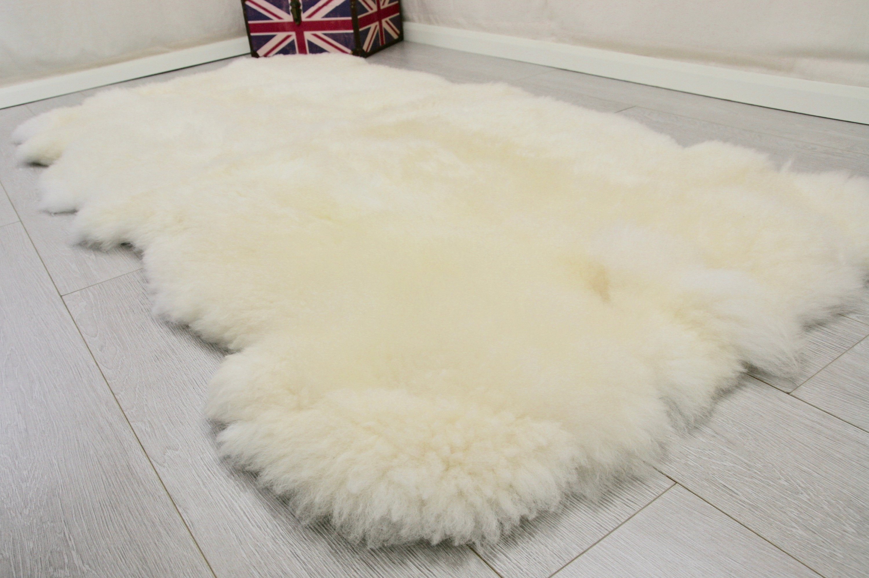 Sheepskin Rug Fur Rug Pelt Hide Skin 100 Natural Wool Handmade White