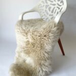 Oyster Sheepskin rug 100% Natural Wool Made of New Zealand Sheep