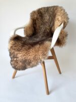 Light Red Fox Tip/Brown Woolf Sheepskin rug 100% Natural Wool Made of New Zealand Sheep - Image 2