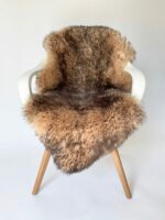 Light Red Fox Tip/Brown Woolf Sheepskin rug 100% Natural Wool Made of New Zealand Sheep - Image 3